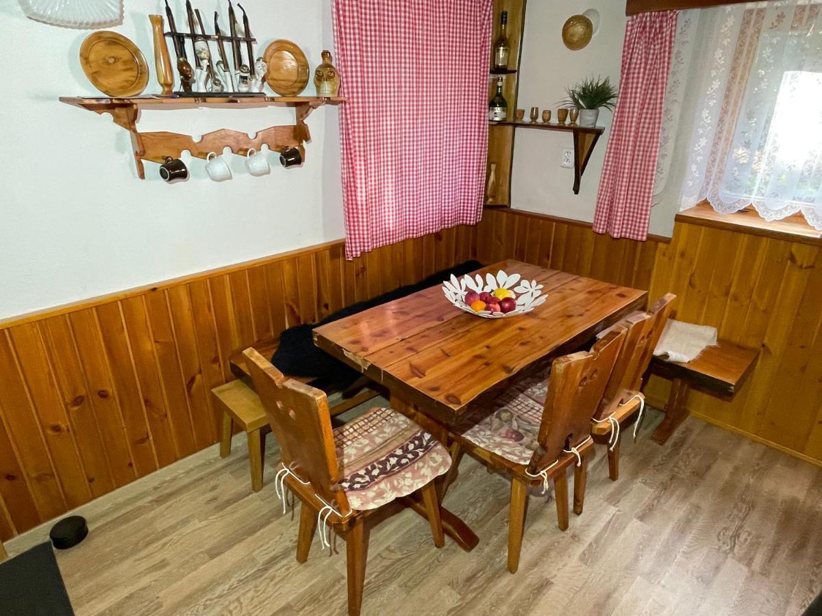 Chata Na Cihelne Nove Mesto na Morave Exterior foto